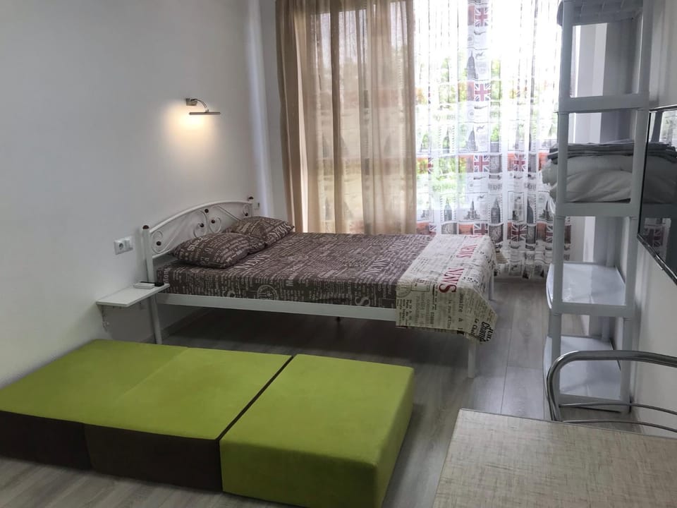 Ваша Квартира на Французском у самого синего моря Apartment in Odessa