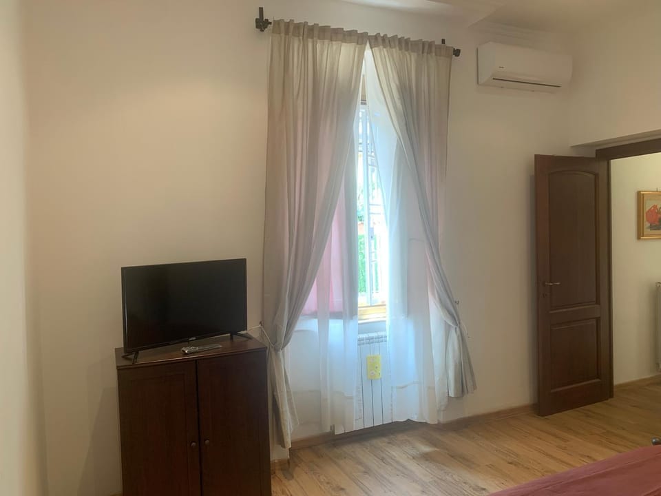 TV and multimedia, Bedroom