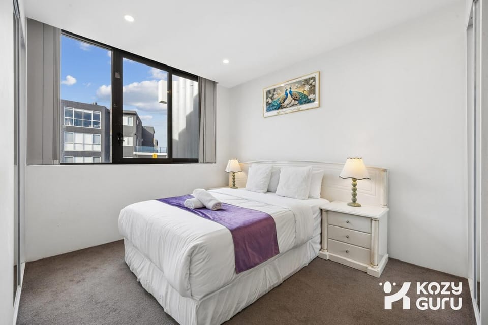 KozyGuru | Bankstown | Modern Retreat Near Station Apartment in Sydney