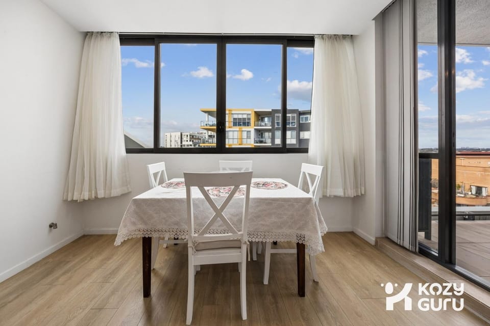 KozyGuru | Bankstown | Modern Retreat Near Station Apartment in Sydney