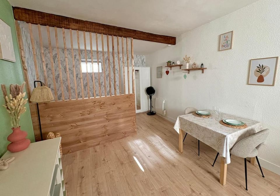 Le Nid des Halles - Grand Studio Nîmes Apartment in Nimes