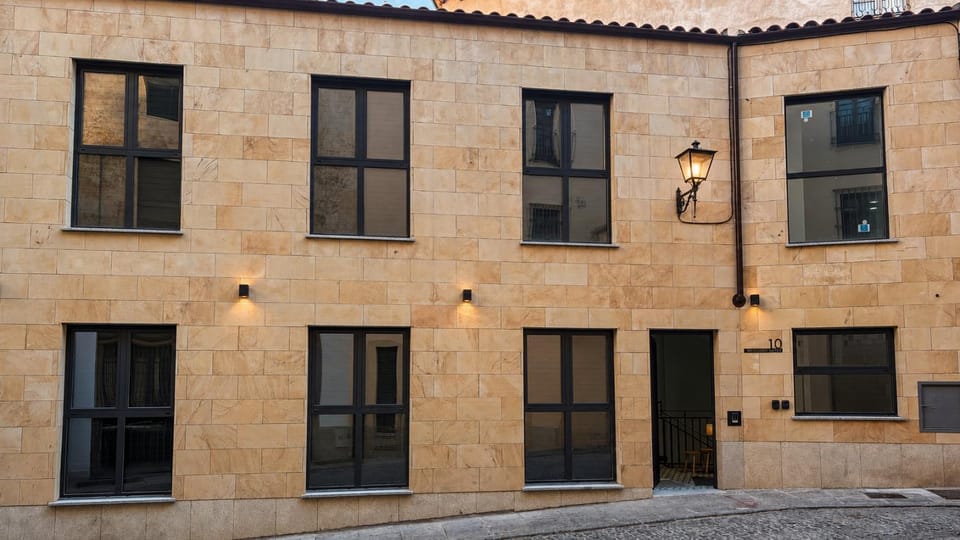 Mercado Suites by Salamancavacacional Apartment in Salamanca