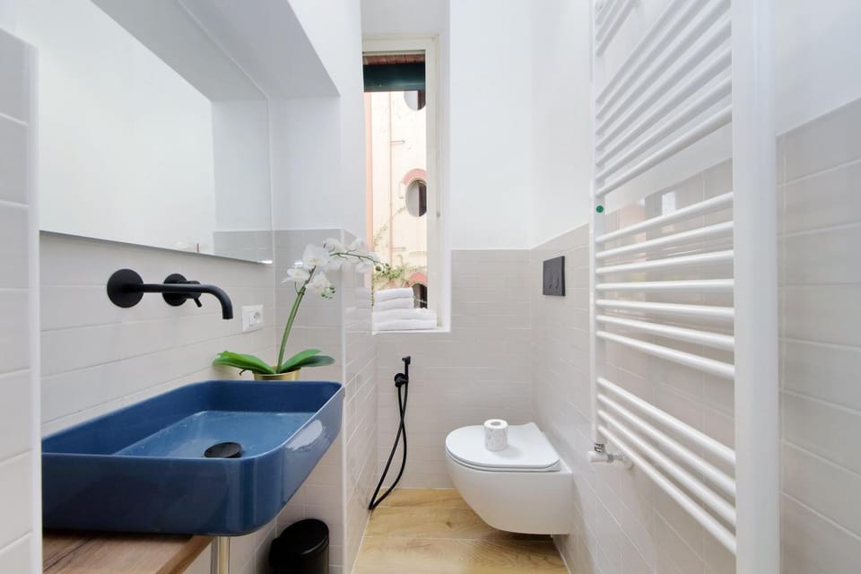 Toilet, Bathroom