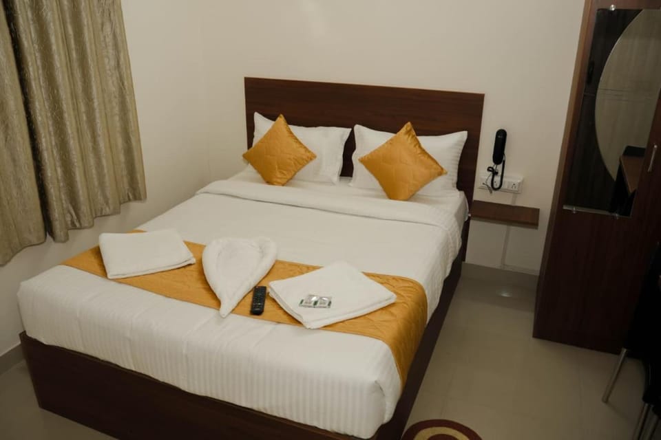 Bed, Photo of the whole room
