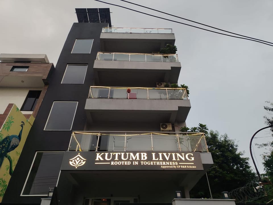 Property building, Street view
