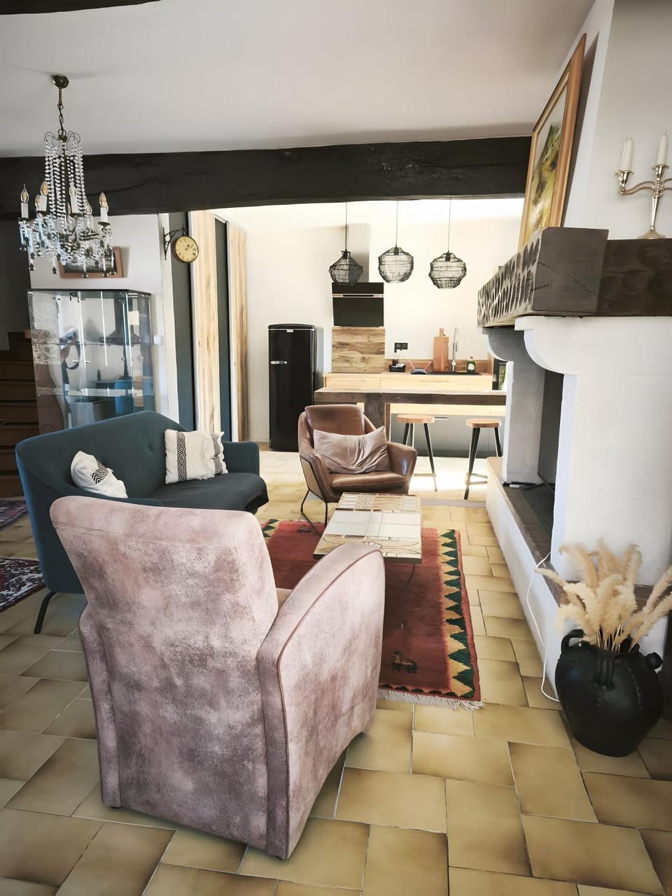 Property building, Living room