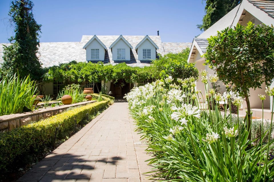 Facade/entrance, Garden