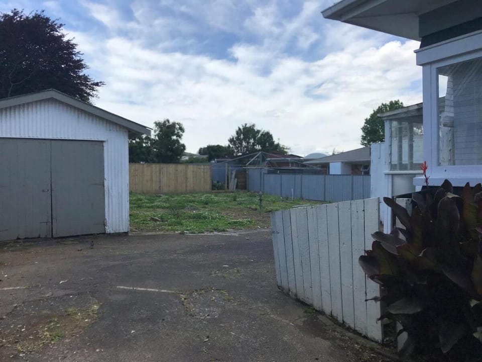 Need Space for Parking House in Auckland
