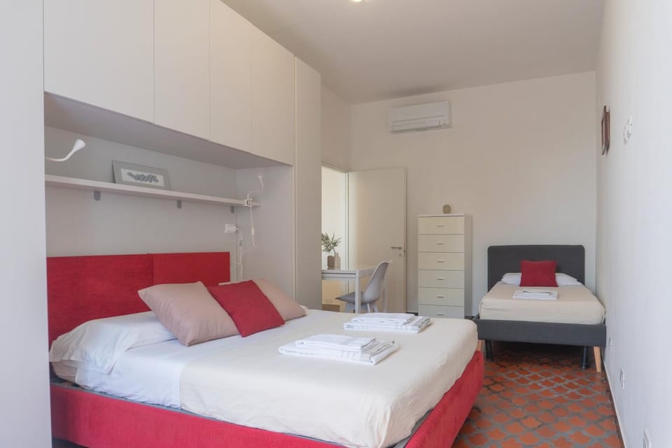 Bed, Bedroom, wardrobe