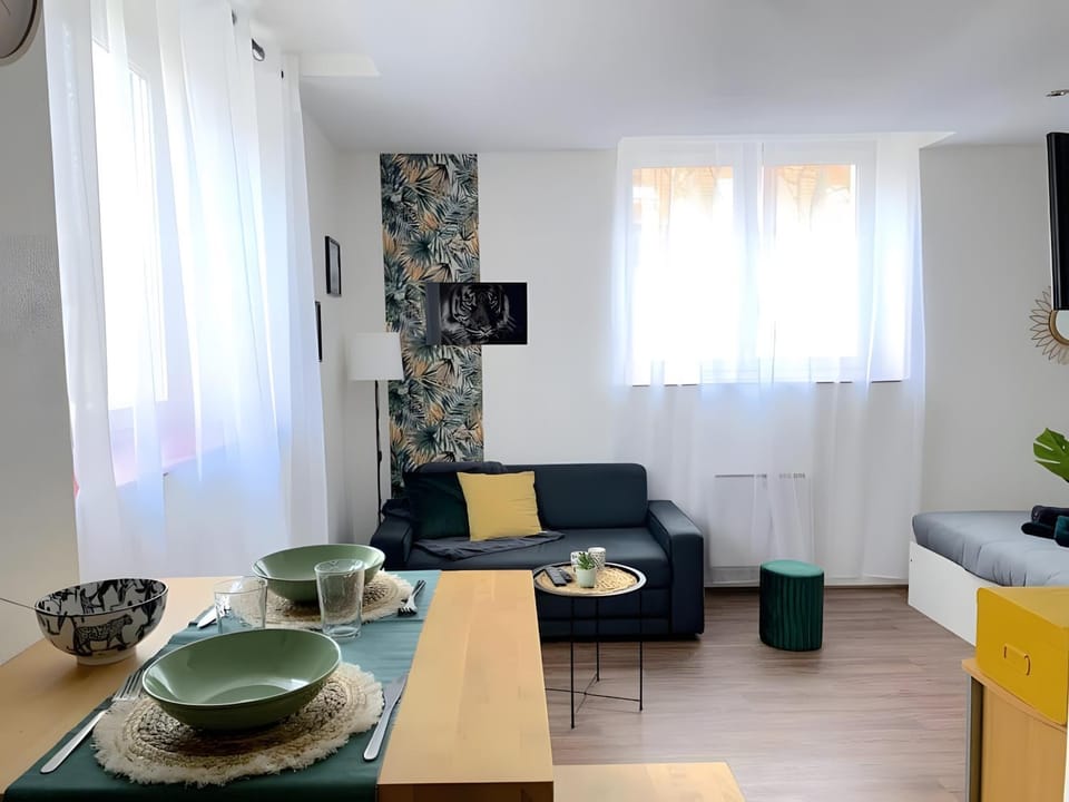 Property building, Living room