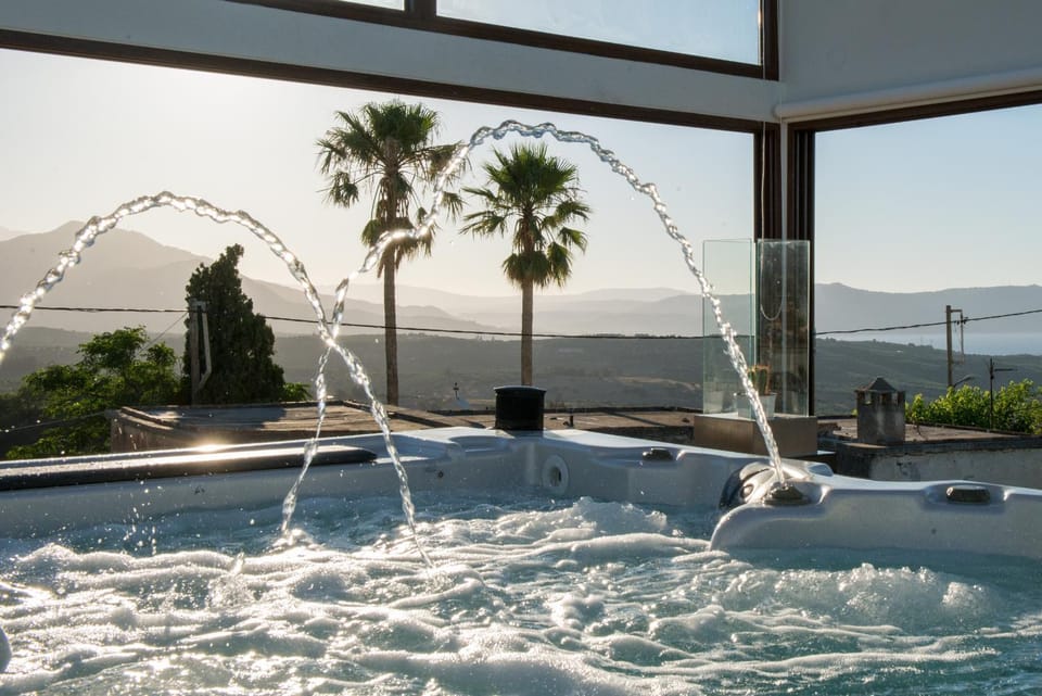 Day, Natural landscape, Summer, Hot Tub, Spa and wellness centre/facilities, Mountain view