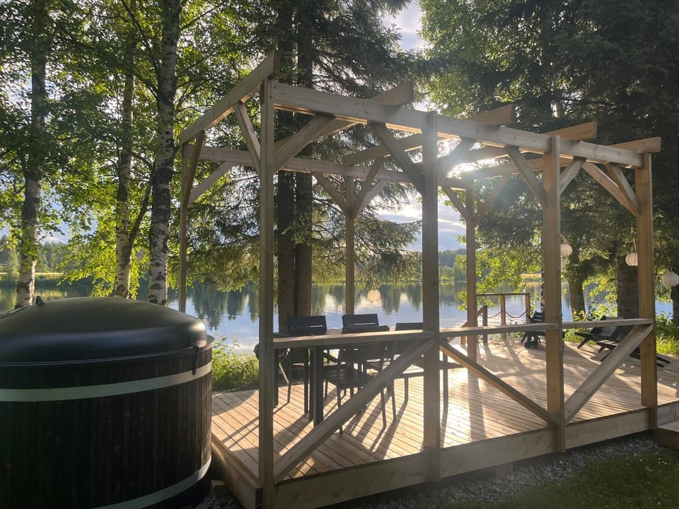 Private Riverside Cabin, Utajärvi Cabin in Finland