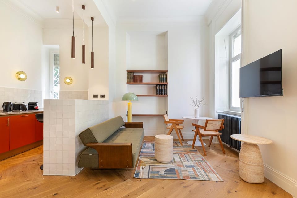 TV and multimedia, Living room, Seating area