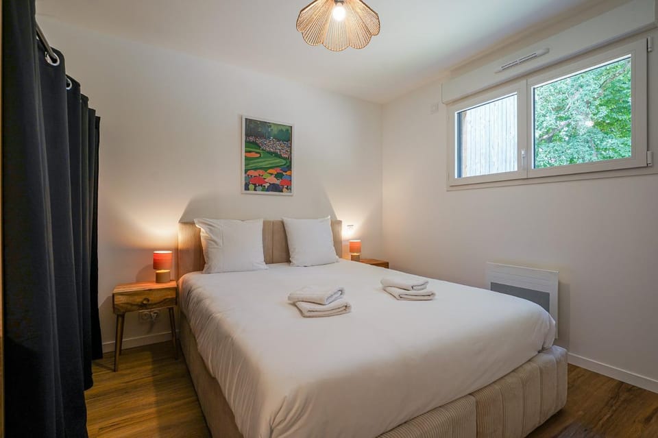 Cottage N°27, Golf et piscine commune, 2 chambres House in Pays de la Loire