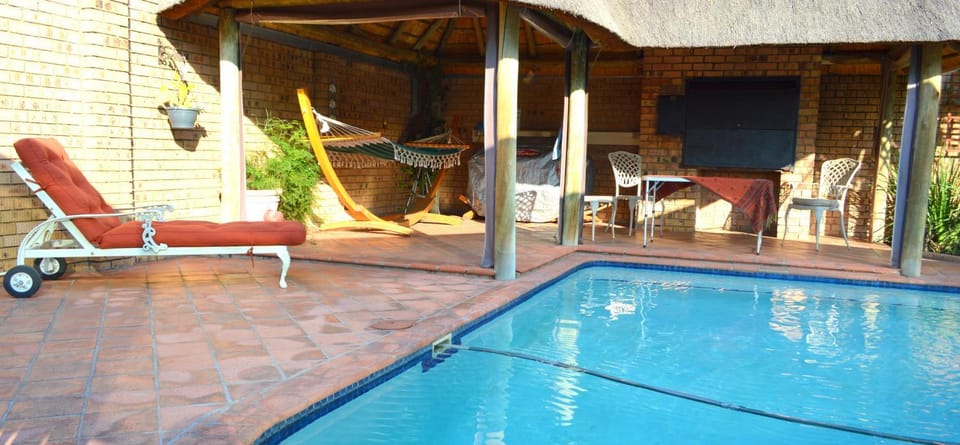 BBQ facilities, Swimming pool