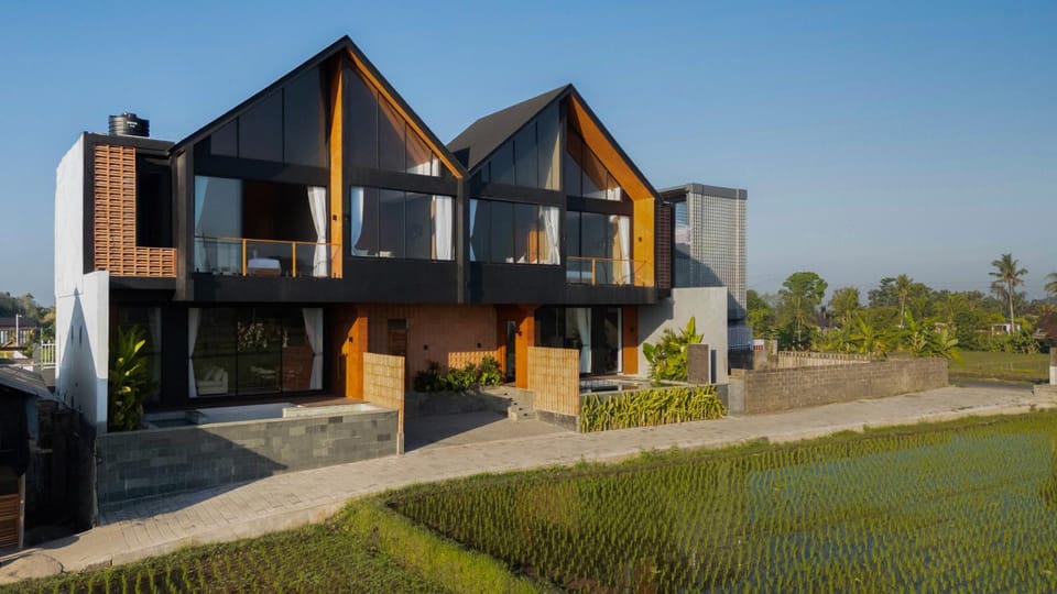 Property building, Garden view