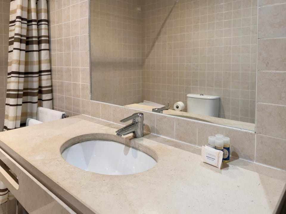Toilet, Bathroom, Bath