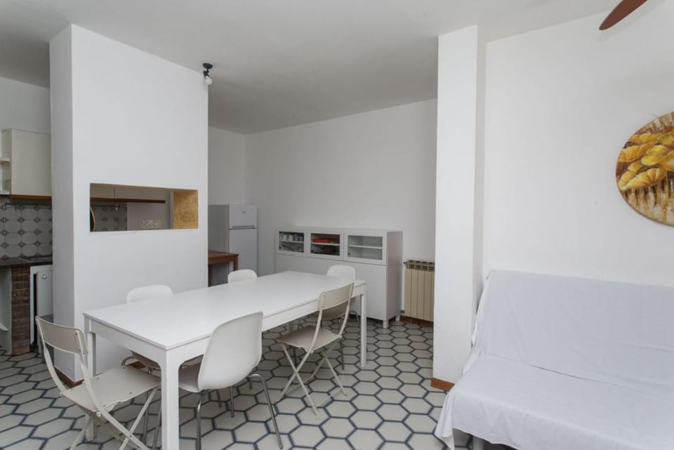 M445 - Marcelli, trilocale vista mare con giardino Apartment in Marcelli