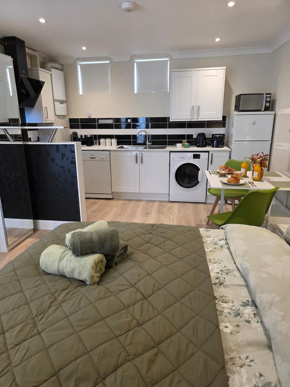 In The Heart Of The City Center Apartment in Cambridge
