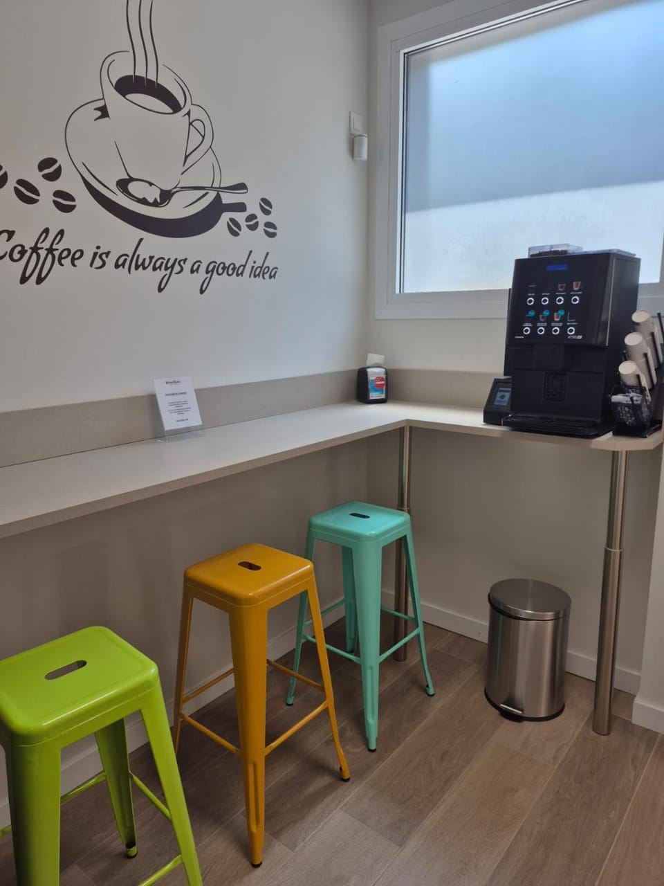 Coffee/tea facilities, Seating area, Area and facilities