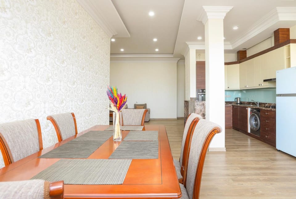 Downtown Royal 3BR Apartment With Balconies and City Views High Floor Apartment in Yerevan
