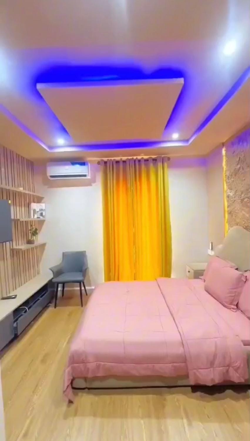 Bed, Bedroom, air conditioner