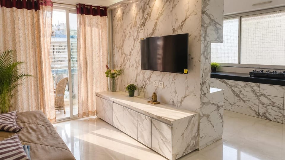 LuxeBnb - The Sage Studio Room Apartment in Pune