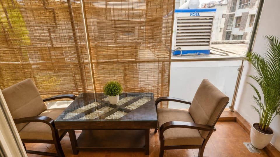 LuxeBnb - The Sage Studio Room Apartment in Pune
