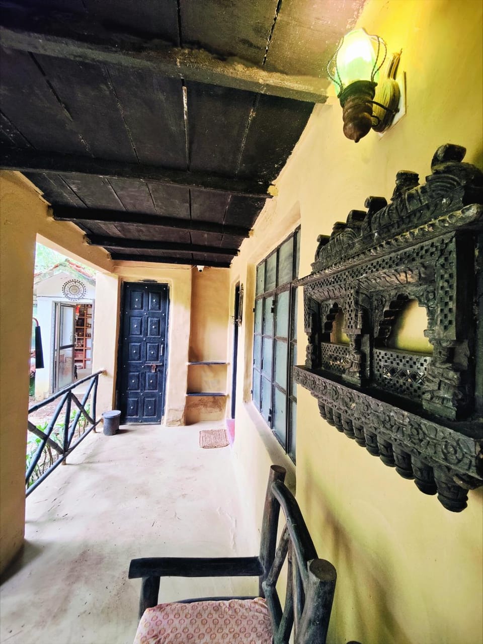 Decorative detail, Seating area