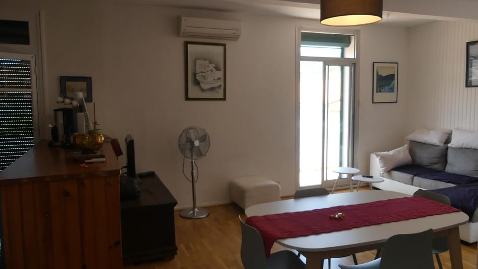 Rue sebastien spacious apartment close beach Apartment in Port-Vendres