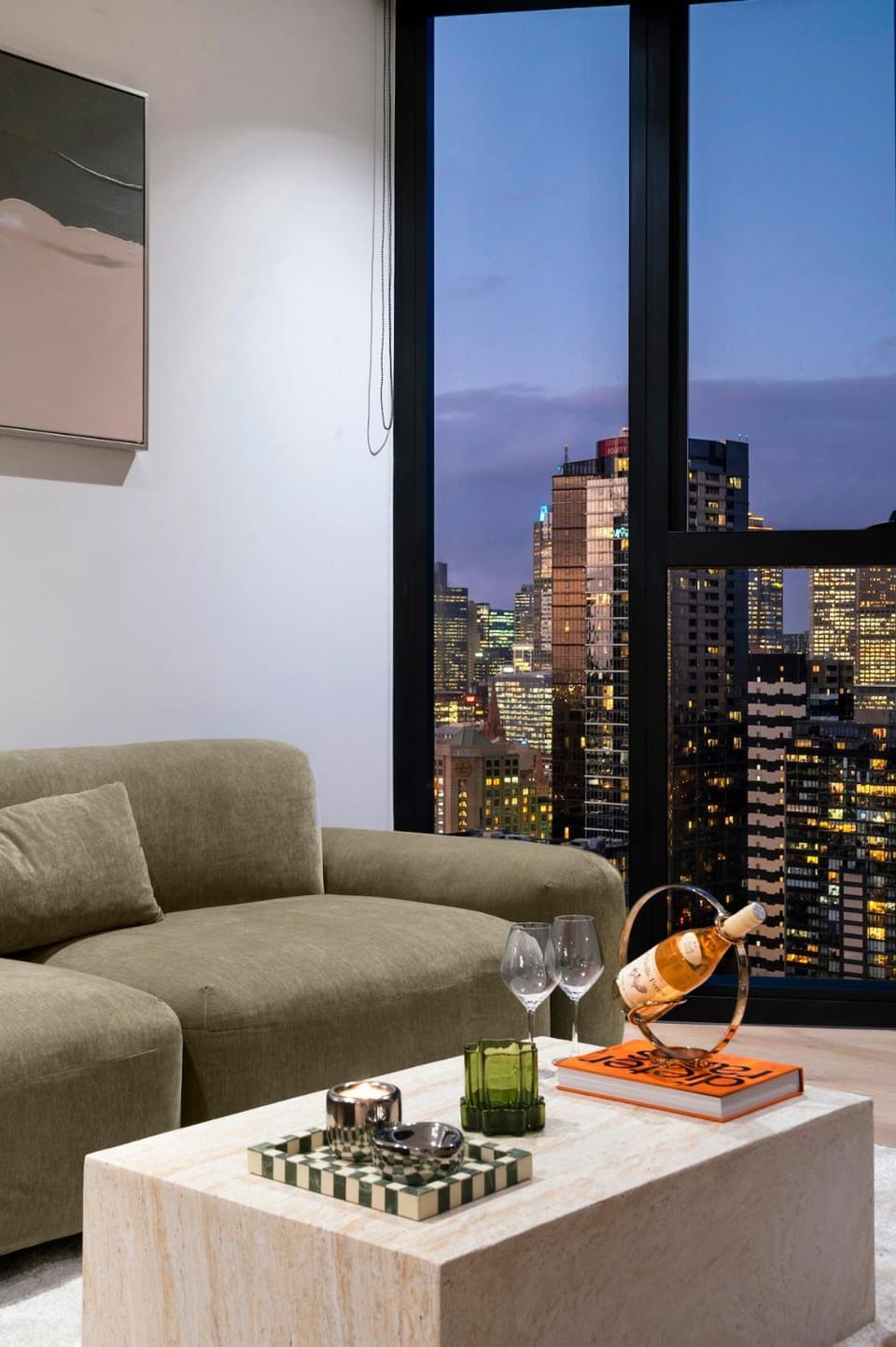 Ultralux Oasis with City Views - Pool Gym & Sauna Apartment in Southbank