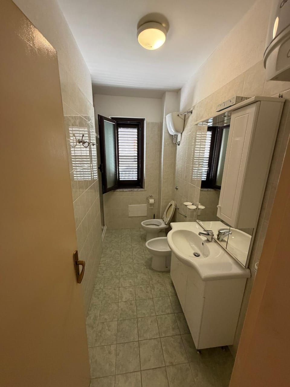Spacious family apartment with services Apartment in Reggio Calabria