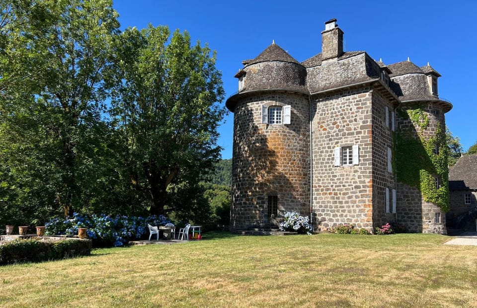 Château de La Voulte Bed and Breakfast in Auvergne-Rhône-Alpes