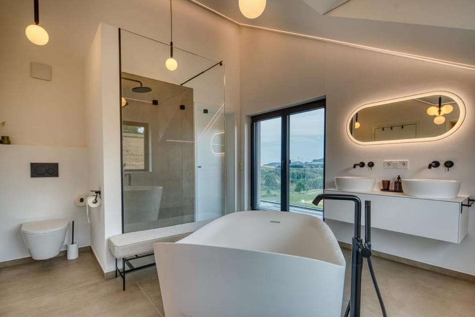 Bathroom, Bath