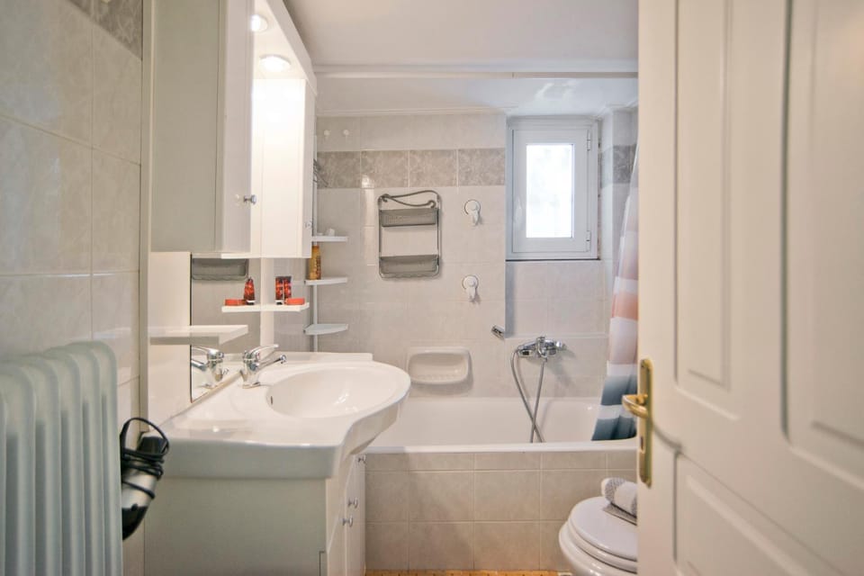 Saint Elefterios Haven Apartment in Athens