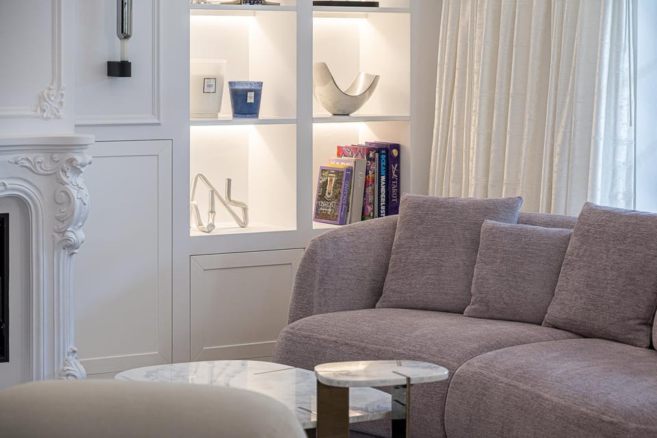 Living room, Seating area
