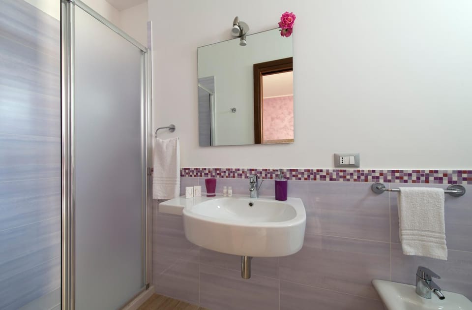 Bathroom, Other