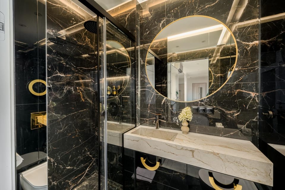 Shower, Bathroom