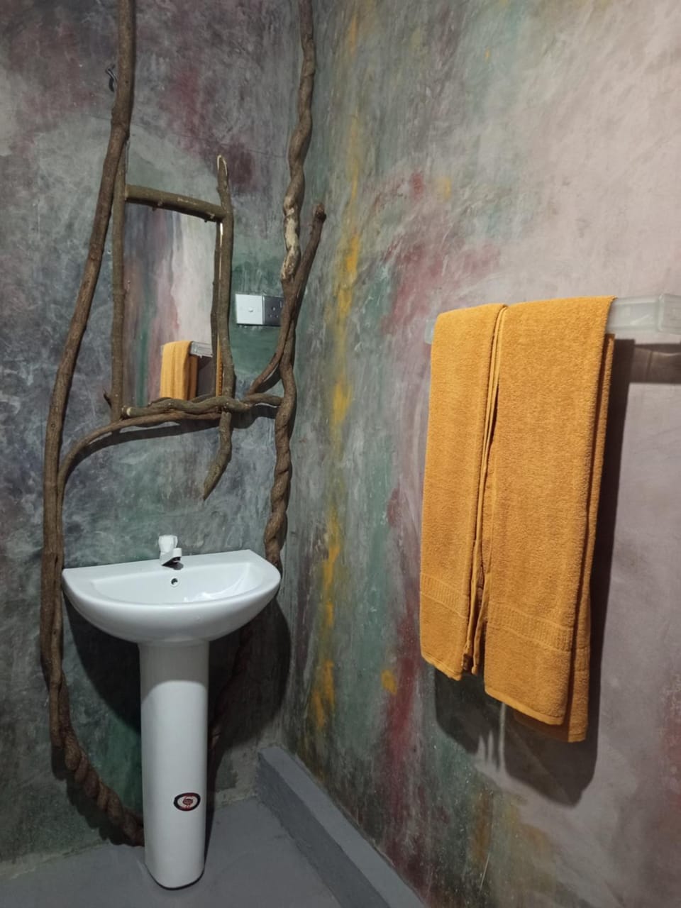 Bathroom, towels