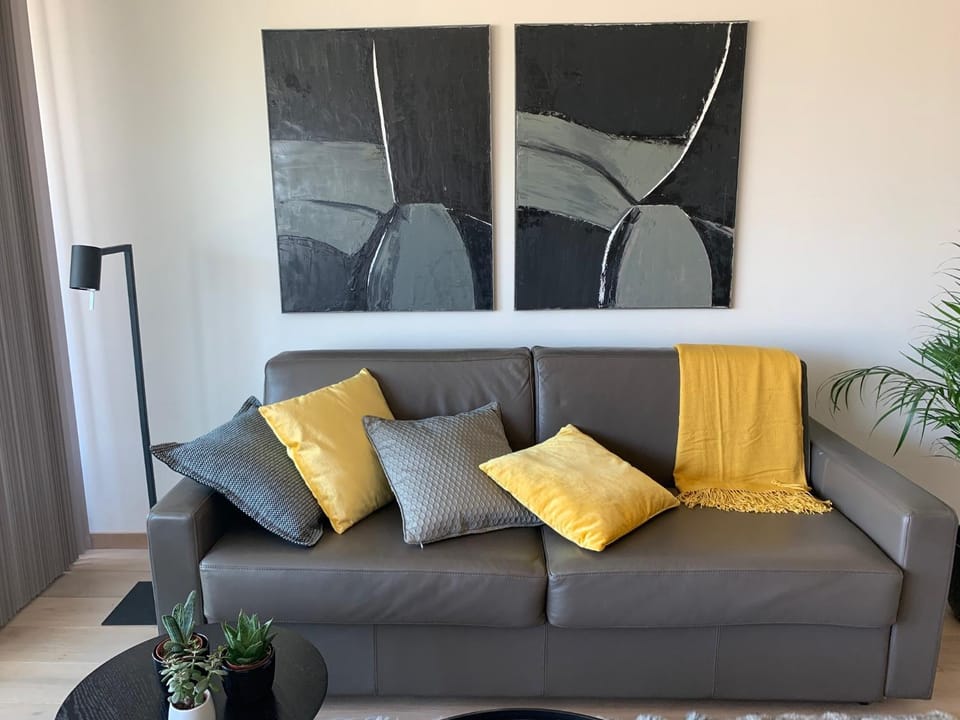 Studio in Royal Ascot Apartment in Ostend