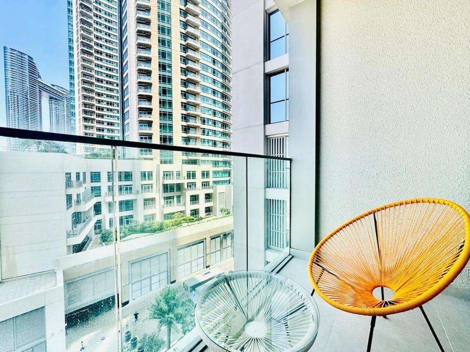 Luxe 2BR Forte Tower Shared Pool, Gym &Balcony Apartment in Dubai