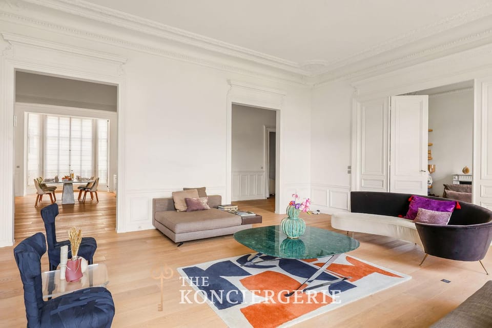 Appartement de reception 306m2- Trocadero Apartment in Paris