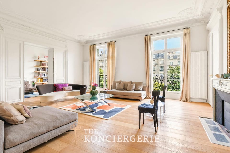Appartement de reception 306m2- Trocadero Apartment in Paris