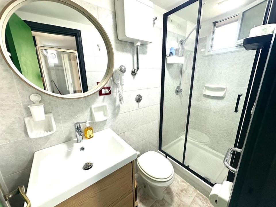 Ca' Maria Colombo, entire accommodation with sea view and garden Apartment in Camogli