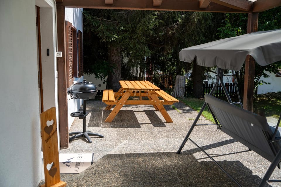 BBQ facilities, Balcony/Terrace, Dining area