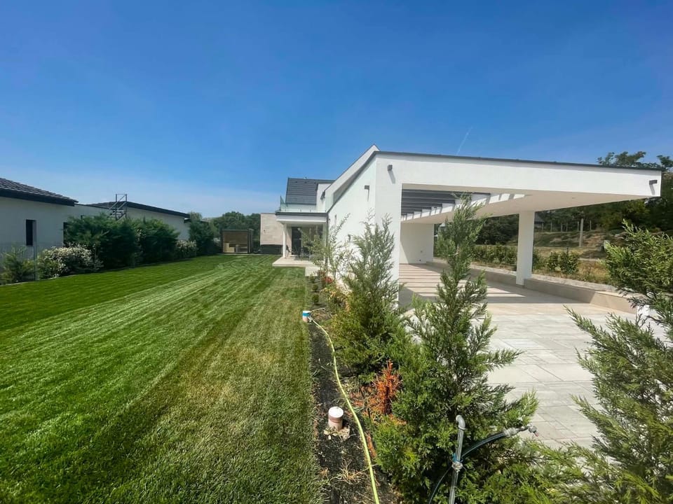 Property building, Garden, Garden, Garden view