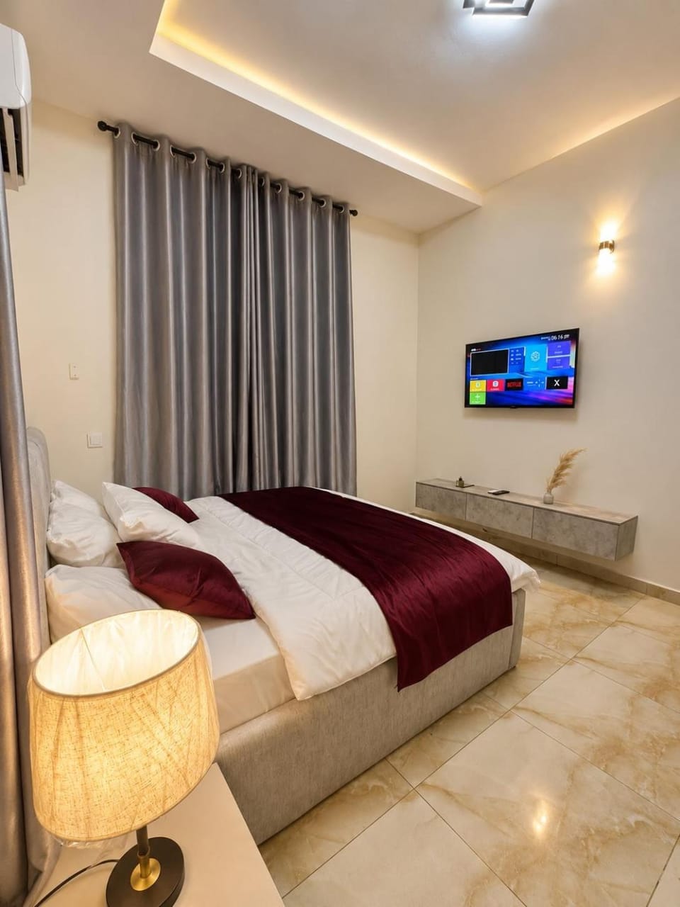 Stylish 2BR Duplex with PS5, Snooker & TableTennis Apartment in Lagos, Nigeria