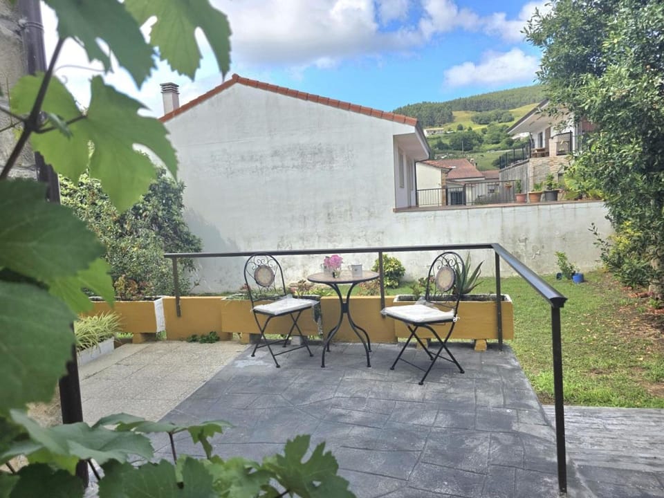 Property building, Balcony/Terrace