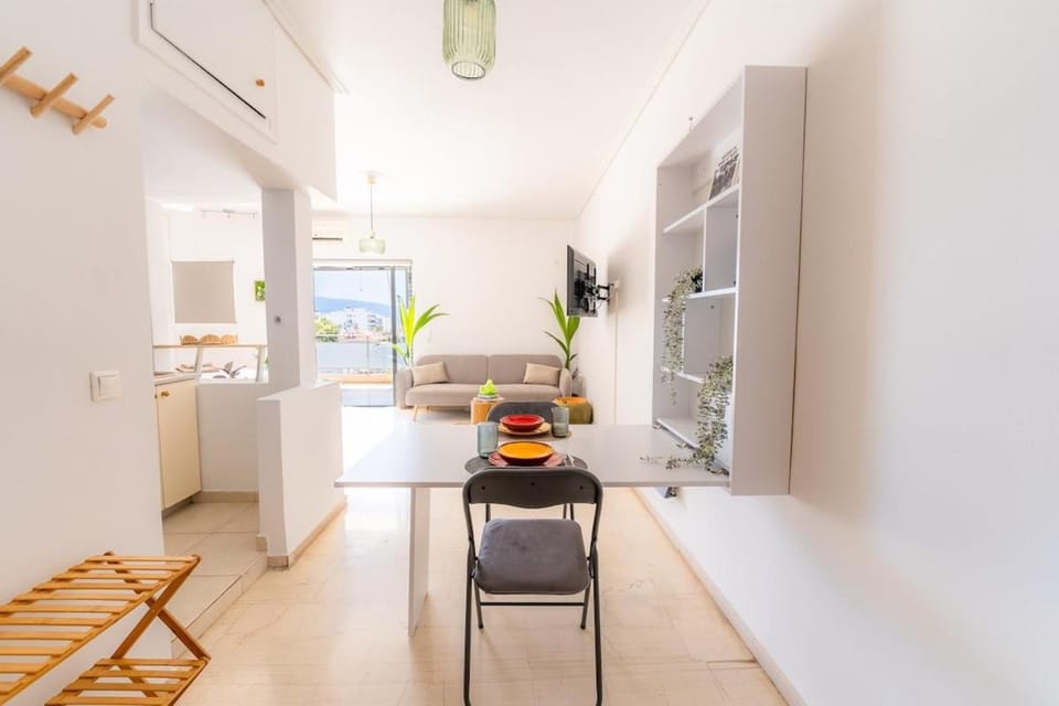 Spacious Bright Studio With Free Private Parking Apartment in Decentralized Administration of Attica