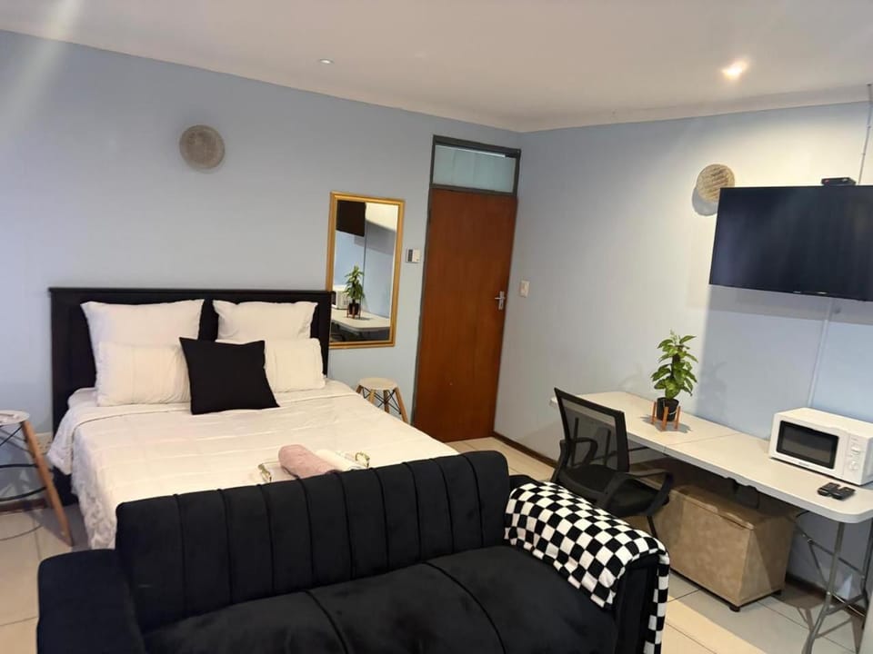 Baseni Air Guesthouse Bed and Breakfast in South Africa